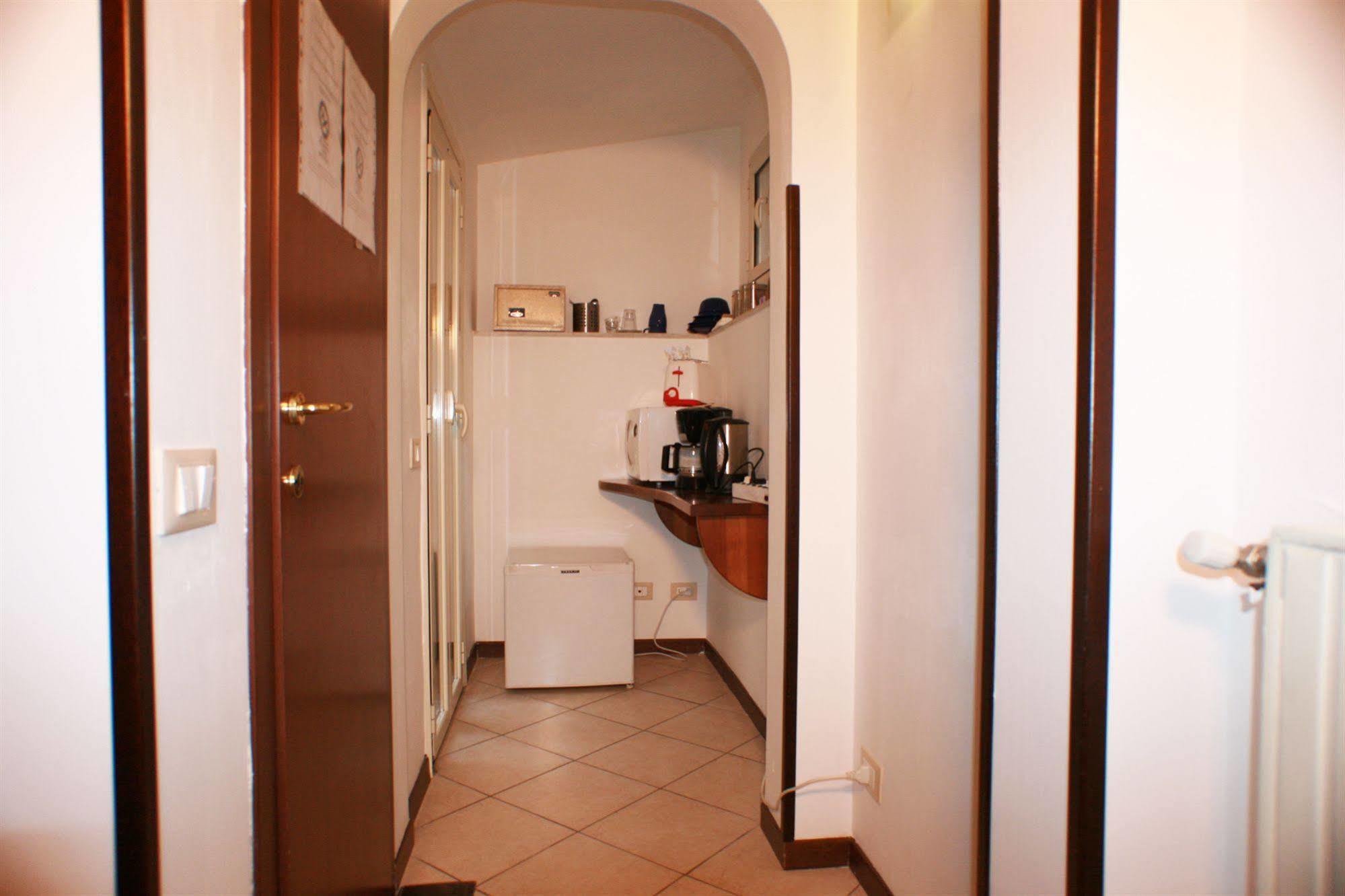 Macao Rooms Rome Bagian luar foto