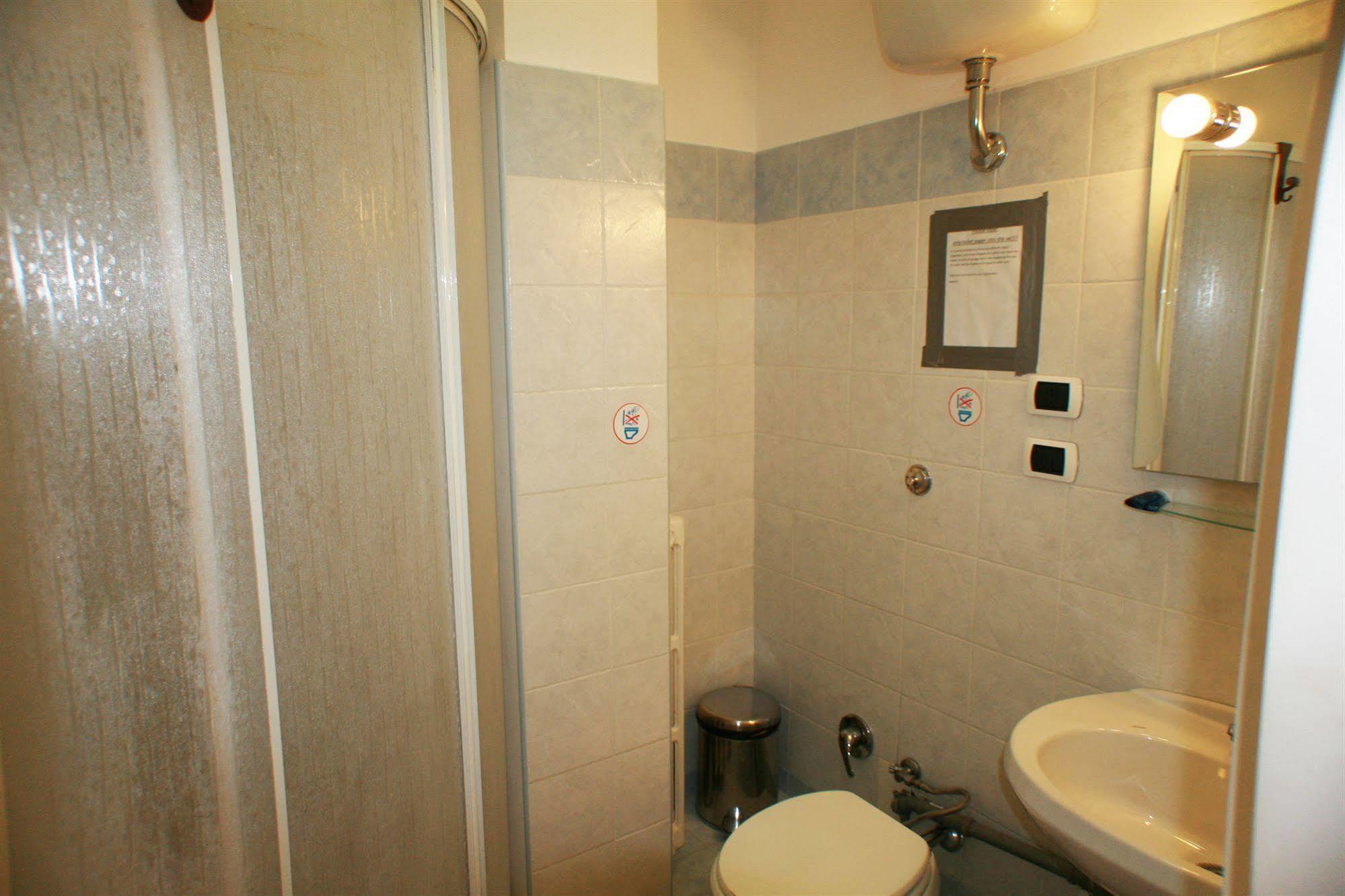 Macao Rooms Rome Bagian luar foto